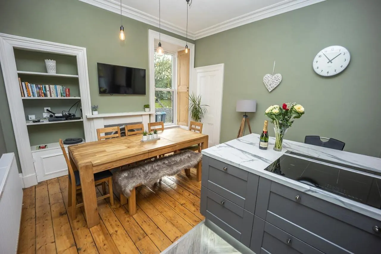 Stunning Period Property In The Heart Of The City Aberdeen Apartment