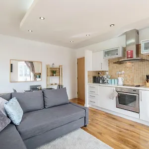 Luxury Central 23 , Newcastle upon Tyne United Kingdom