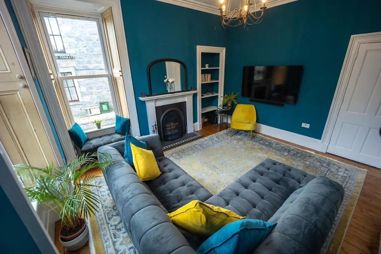 Stunning Period Property In The Heart Of The City Aberdeen Apartment
